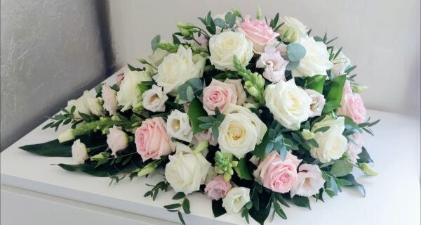 Rouwdruppel Roze en Witte Rozen